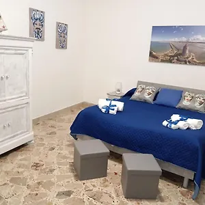 Casa Sciacca , Marsala Italia